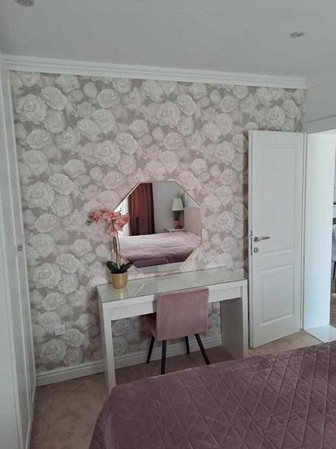 Summer Fantasy Apartment Makarska Eksteriør billede